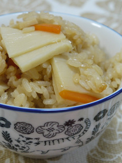 濃縮めんつゆで炊き込みご飯 ≪ 簡単 ≫-レシピのメイン写真