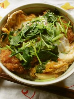 たっぷり三つ葉のかつ丼(^^♪-レシピのメイン写真