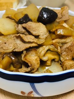 大根と豚肉のバター生姜炒め-レシピのメイン写真