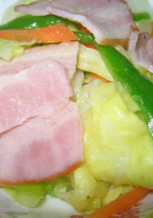 簡単！春キャベツの蒸し焼き♪-レシピのメイン写真