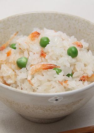 グリーンピースと桜えびの春の炊き込みご飯-レシピのメイン写真