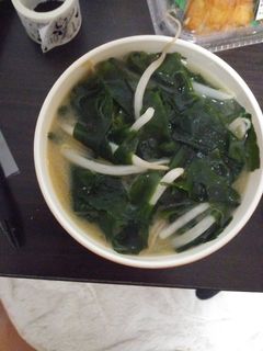 ワカメともやしの味噌汁-レシピのメイン写真