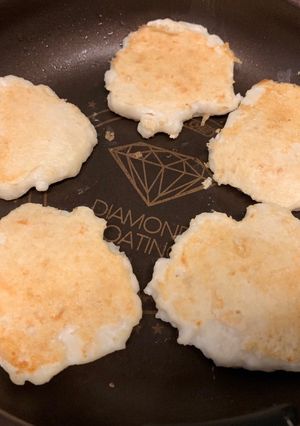 離乳食中期〜鶏ひき肉と豆腐の焼きナゲット-レシピのメイン写真