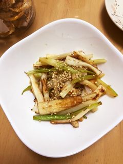簡単☆お弁当にも☆セロリと竹輪の炒め物-レシピのメイン写真