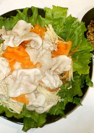 豚しゃぶしゃぶ♪簡単玉ねぎドレッシング-レシピのメイン写真