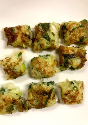 おやき嫌いな息子が食べた！ちぢみ風おやき-レシピのメイン写真