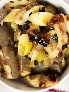 こんにゃくとちくわとねぎの磯辺炒め-レシピのメイン写真