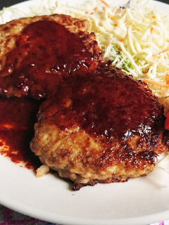 びくドン行きたい豚100%のハンバーグ-レシピのメイン写真