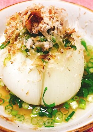 丸ごと新玉ねぎのレンチン蒸し-レシピのメイン写真