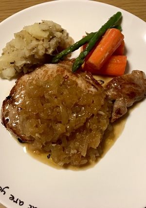 ポークステーキ☆オニオンソース添え-レシピのメイン写真