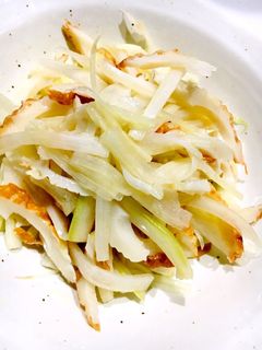 ダイエット!セロリと竹輪のごま油合え-レシピのメイン写真