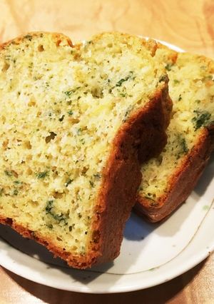春の風味、よもぎとバナナのケーキ-レシピのメイン写真