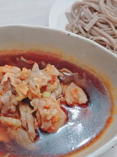 食欲倍増!辛肉つけ蕎麦-レシピのメイン写真