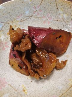 さつまいもと豚肉の甘辛炒め-レシピのメイン写真
