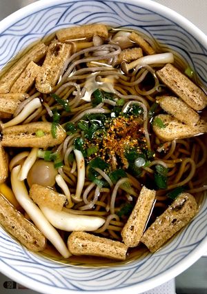 おだしがしみたきざみあげでしめじ蕎麦-レシピのメイン写真