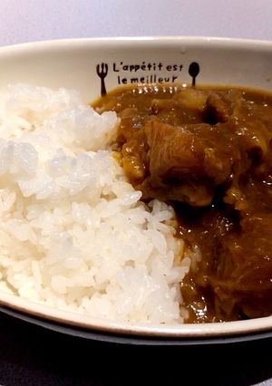 牛すじと玉ねぎのカレー-レシピのメイン写真