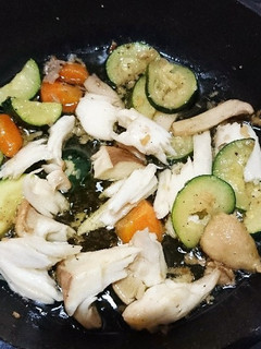 【簡単】野菜中心のアヒージョ-レシピのメイン写真