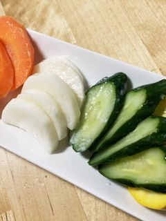 塩麹とヨーグルトdeぬか漬け風お漬け物-レシピのメイン写真