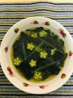 オクラとわかめのスープ-レシピのメイン写真