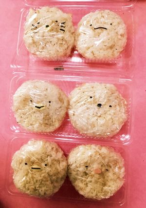 お花見のお供に！すみっコぐらしおにぎり-レシピのメイン写真