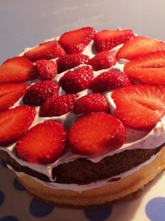 ホイップマリームでショートケーキ-レシピのメイン写真