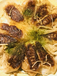 長ネギ&えのきと蒸し焼き餃子-レシピのメイン写真