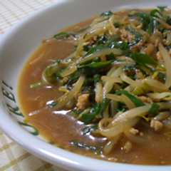 รูปของ もやしと挽肉のスタミナあんかけ