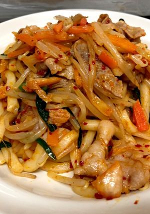 簡単♡美味!豚キムチうどん-レシピのメイン写真