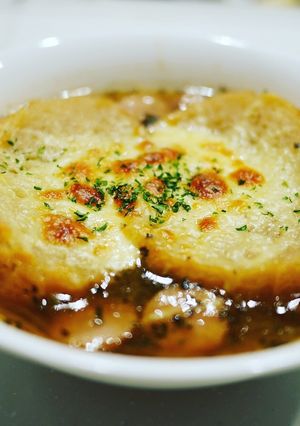 本場のオニオングラタンスープ-レシピのメイン写真