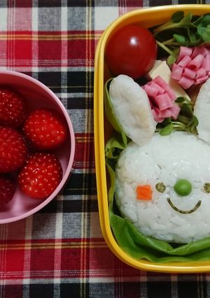 キャラ弁♥️うさぎ-レシピのメイン写真