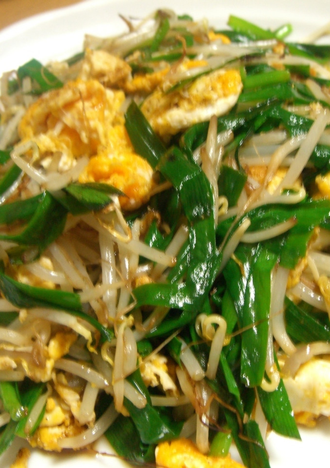 ３分で美味しい！ニラと卵ともやしの炒め物-レシピのメイン写真