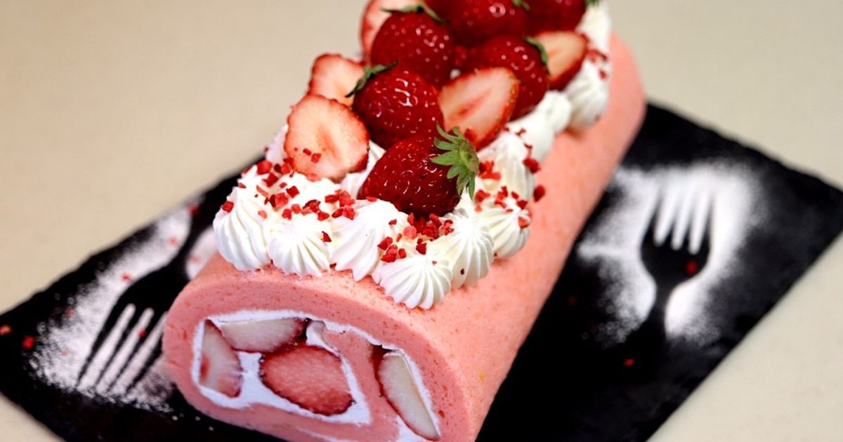 基本からアレンジまで！思わずつくりたくなる「いちごロールケーキ 