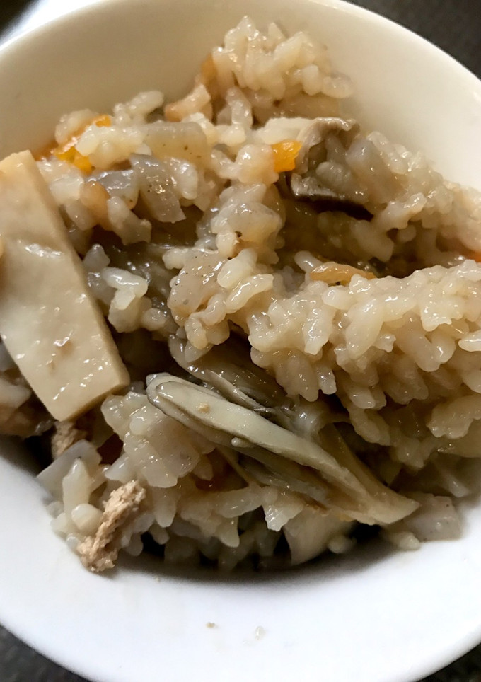 玉白茸とマイタケの炊き込みご飯-レシピのメイン写真