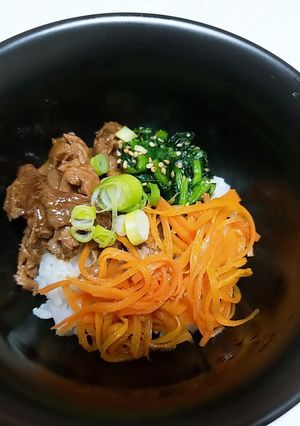 残り物の人参しりしりでビビンバ♪-レシピのメイン写真