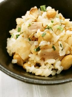 釜蒸しだいずとベーコンの炊き込みご飯-レシピのメイン写真