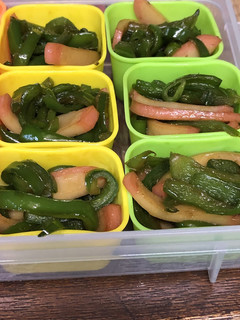 お弁当の冷凍副菜 ピーマンとかまぼこの-レシピのメイン写真