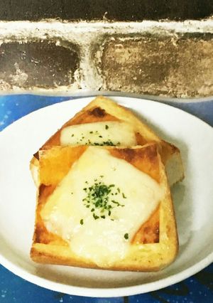 ピザ風トースト-レシピのメイン写真