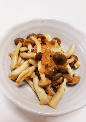 しめじと鮭の炒めもの-レシピのメイン写真