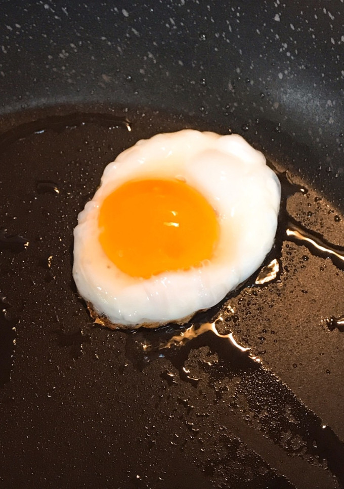 きれいな目玉焼きの作り方-レシピのメイン写真