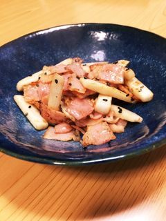 ベーコンと大根の皮の炒め-レシピのメイン写真