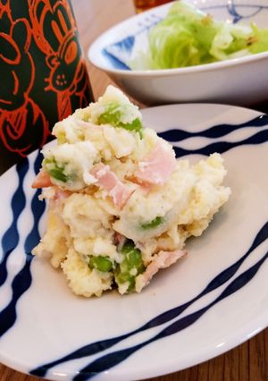 シンプルでも濃厚☆枝豆とハムのポテサラ-レシピのメイン写真