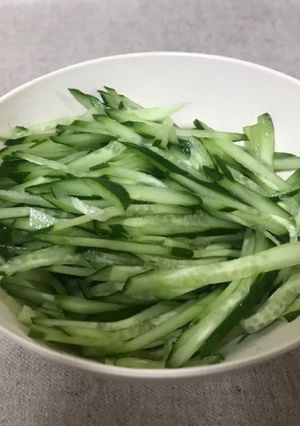 短時間でできる きゅうりのせん切り-レシピのメイン写真