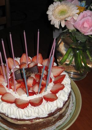 ’08誕生日★イチゴ＆カスタードケーキ-レシピのメイン写真