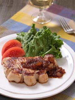 たまねぎソースで食べるボリュームトンテキ-レシピのメイン写真