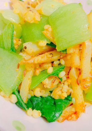 新じゃがと青梗菜とソルガムのカレー炒め-レシピのメイン写真
