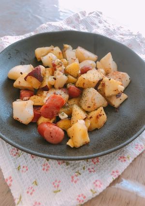 隠れたチーズみーつけた☆ダブルポテト炒め-レシピのメイン写真