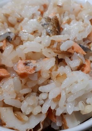 【簡単】サーモンとちくわのまぜご飯-レシピのメイン写真