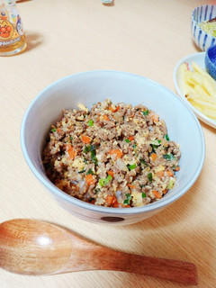 ☆合い挽き肉で!栄養たっぷりカラフル丼☆-レシピのメイン写真