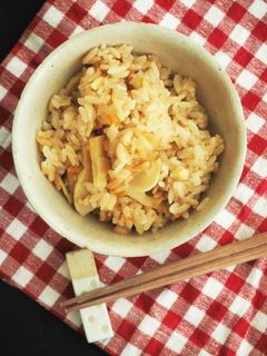 たけのこと人参の炊き込みご飯-レシピのメイン写真