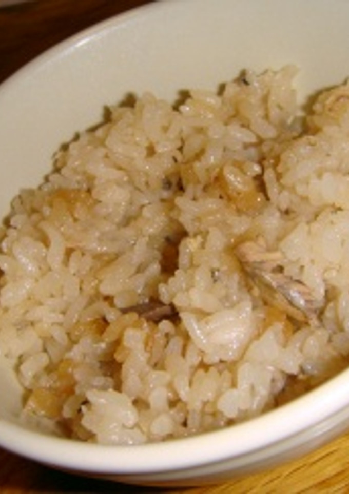 【飯】缶詰で簡単！さんまの炊き込みご飯-レシピのメイン写真
